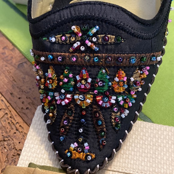 Matisse embroidered slides - Picture 2 of 4